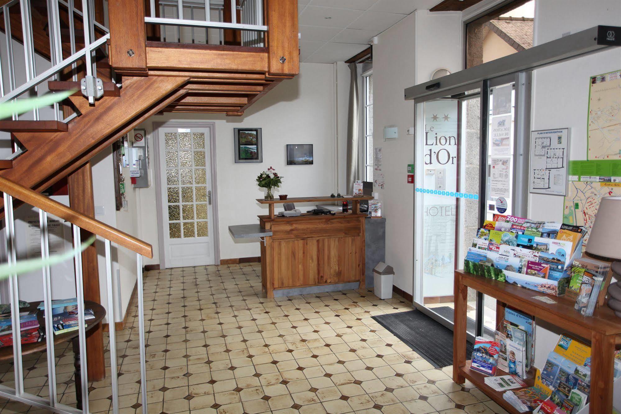 Contact Hotel - Hotel Le Lion D'Or Lamballe Exteriér fotografie